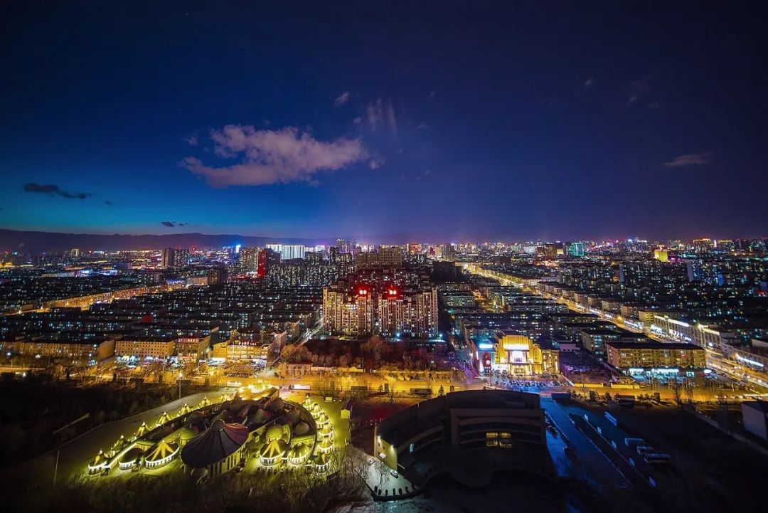 呼和浩特，友情与陪伴的温馨日常